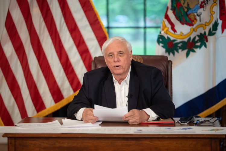 W.Va. Ends Mask Mandate For Vaccinated Residents, Extra Unemployment Compensation
